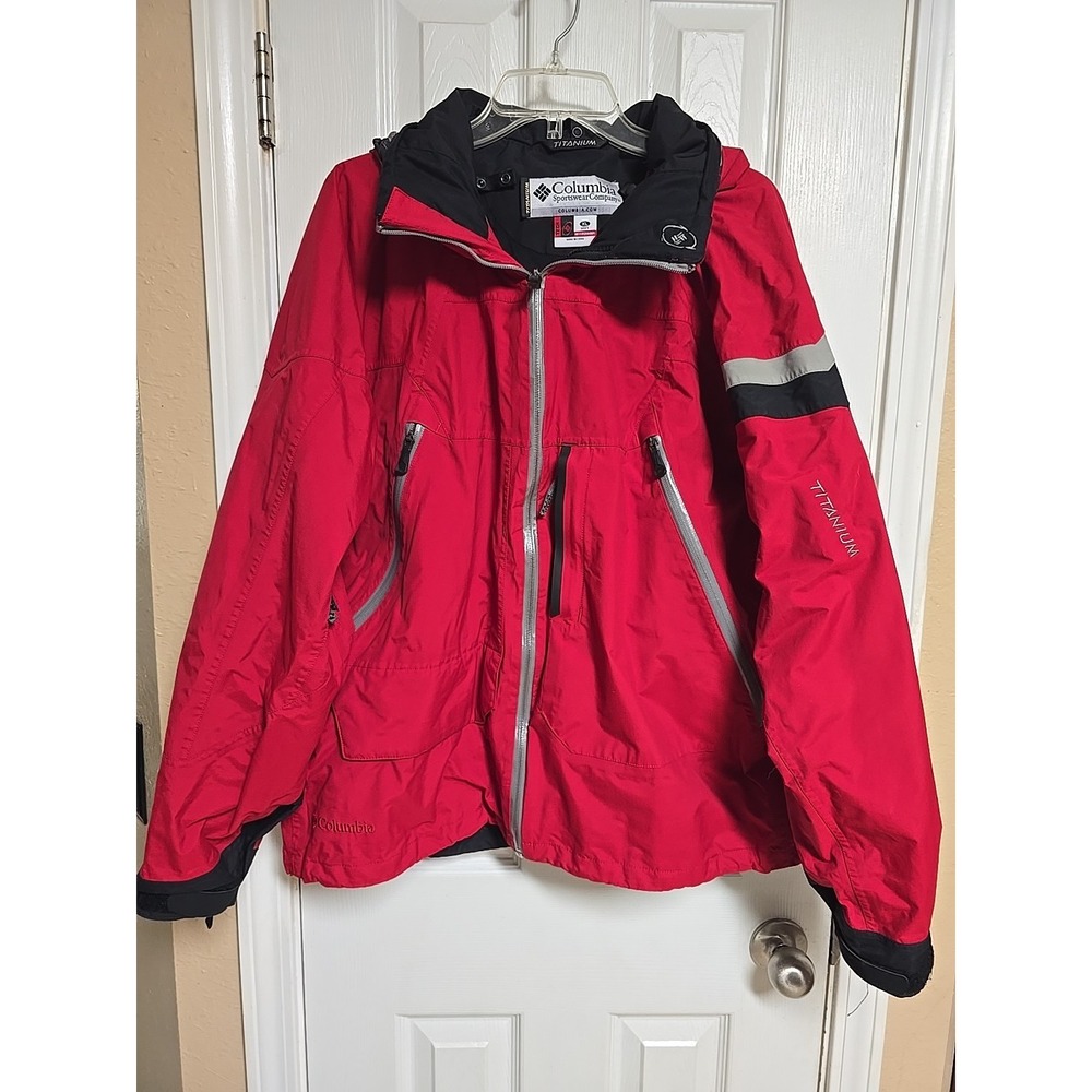Columbia Sportwear Windbreaker Jacket Mens XL Red Hood Omni Tech Waterproof
